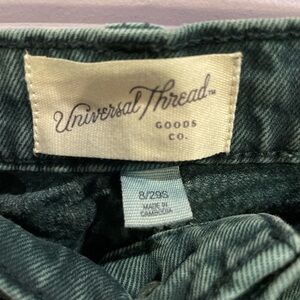 Universal Thread Jeans